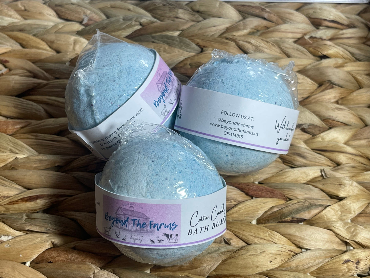 Cotton Candy Bath Bomb