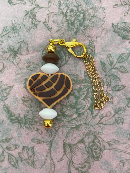 Heart Concha Charm Chain