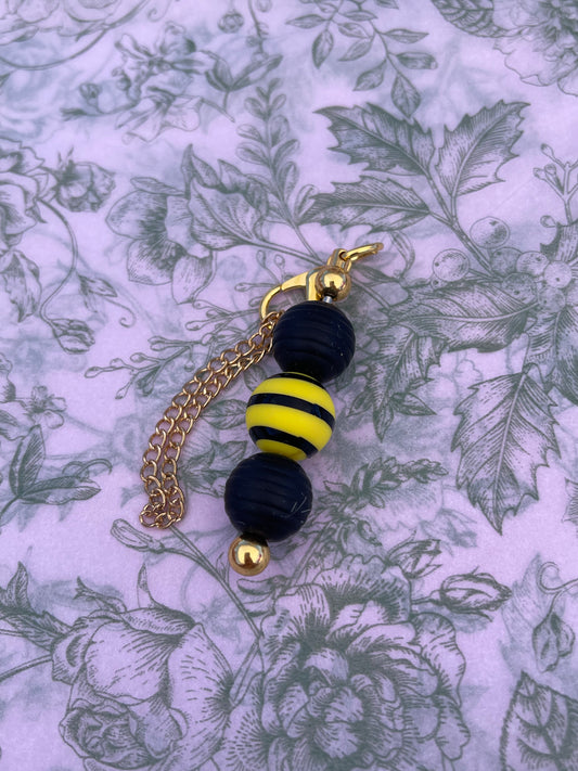 Bee 2 Charm Chain