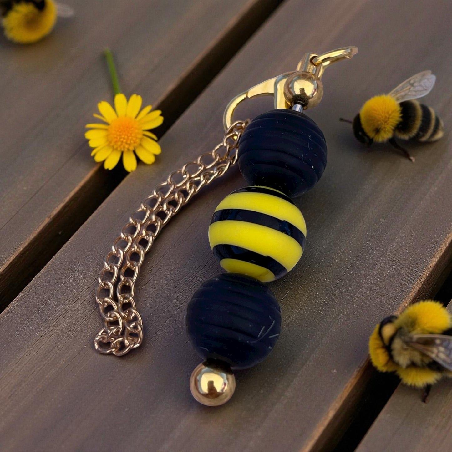 Bee 2 Charm Chain
