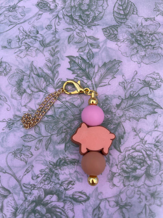 Pig Concha Charm Chain